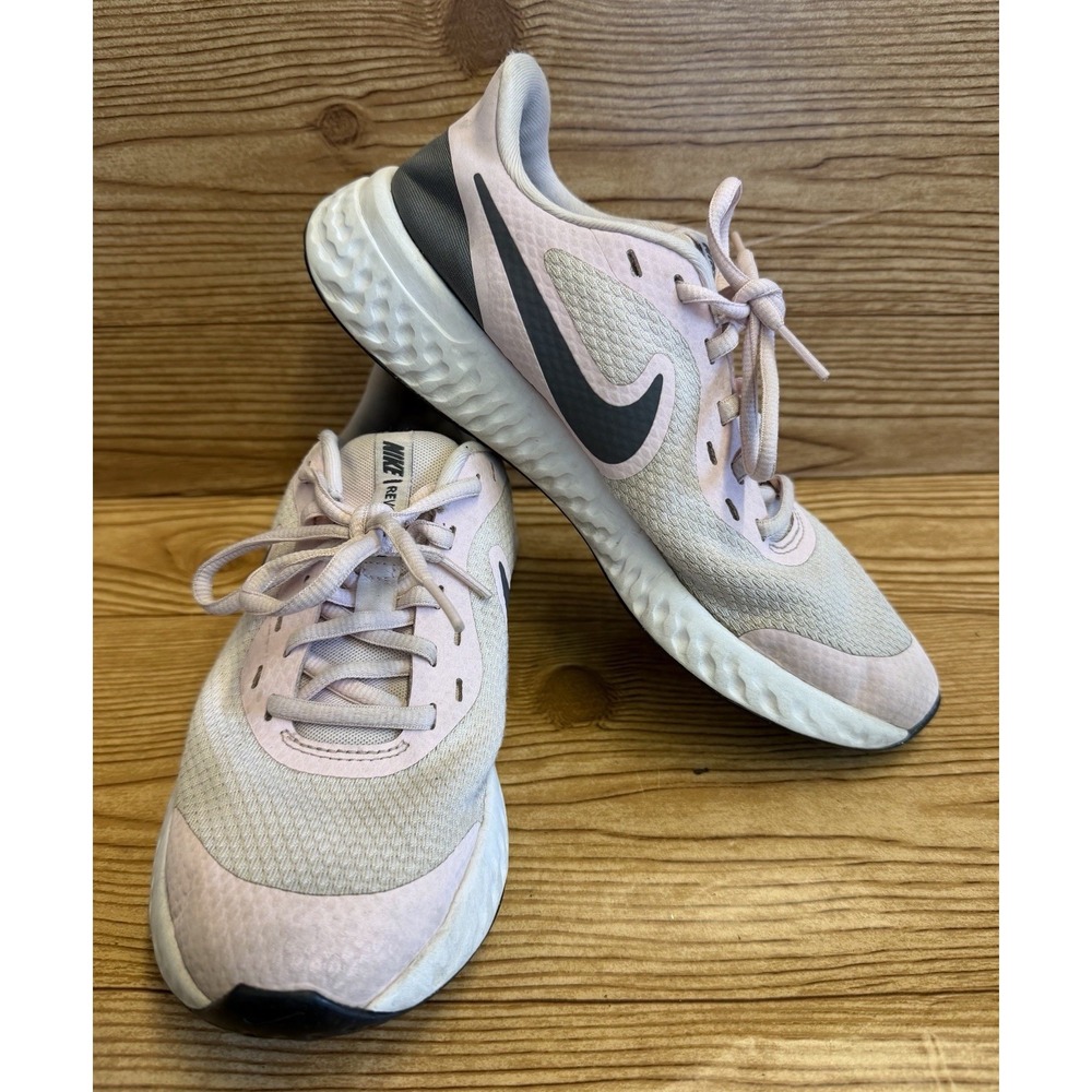 Nike‎ Girls Revolution 5 Pink Black Running Shoes Sneakers Size 5 Y Youth